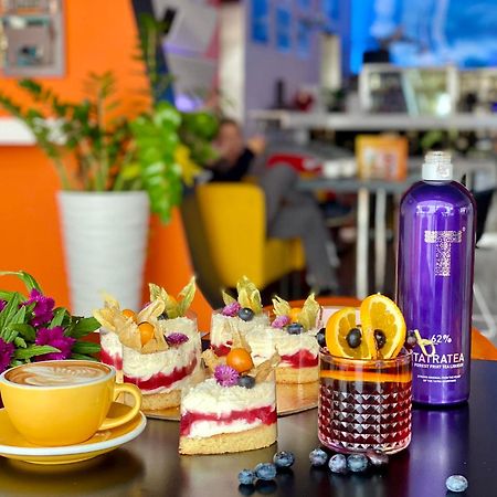 Aerocafe Hotel ปาร์ติซานสเก ภายนอก รูปภาพ